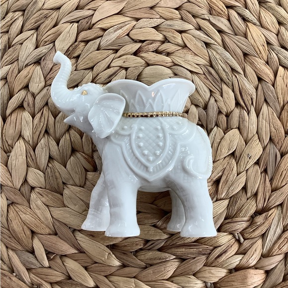 Lenox Design Lenox Porcelain Ivory And Gold Elephant Tea Light Candle Holder 45 X 4 Poshmark